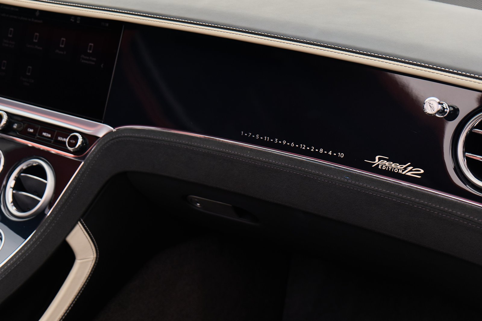 Bentley Continental GTC Speed Edition 12 — photo 12